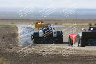 media/Oct-26-2025-CalClub SCCA (Sun) [[8ce1e69566]]/Group 6/Grapevine/